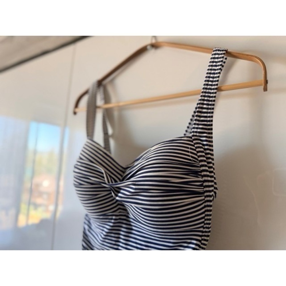 Bond-Eye Australia Navy White Striped One Piece Swimsuit Size 10 6 - Picture 3 of 9
